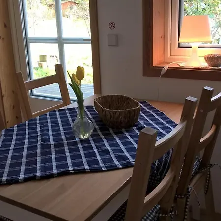 Apartment Toms Stuga Schwedenhäuschen *